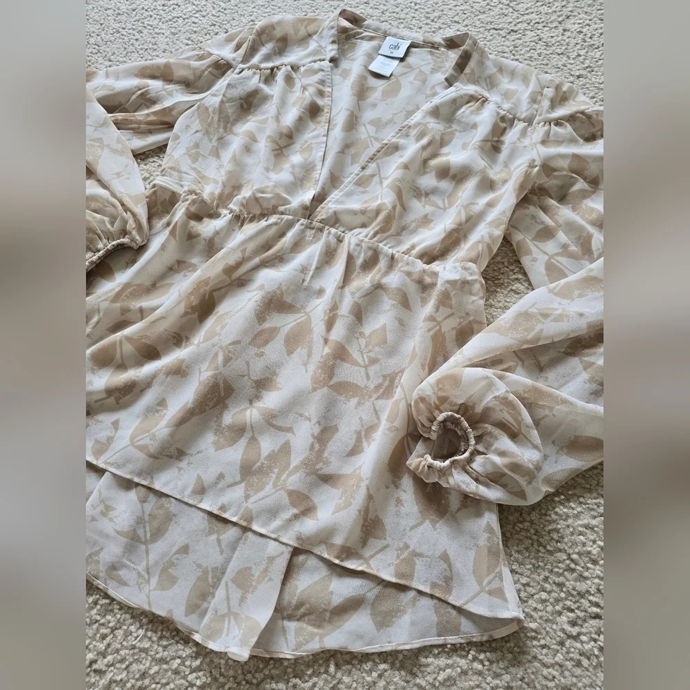 Cabi Couplet Beige & White Floral Puff Sleeve Blouse Top Size XS Small - Picture 3 of 8